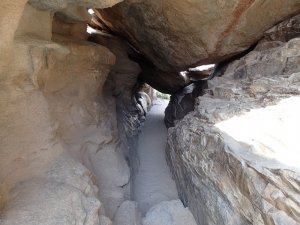 The Hidden Valley trail (South Mountain)